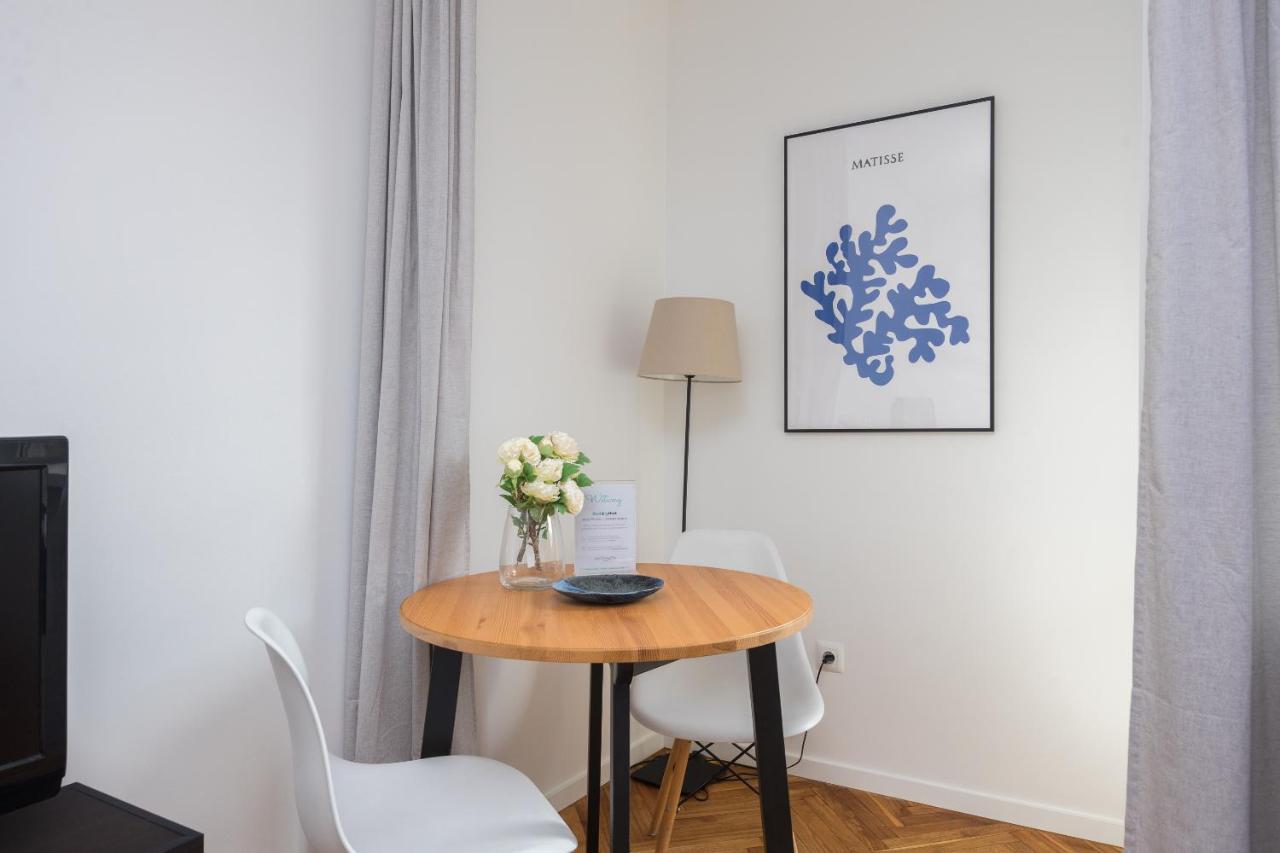 Riverside Comfort Studio Варшава Екстериор снимка
