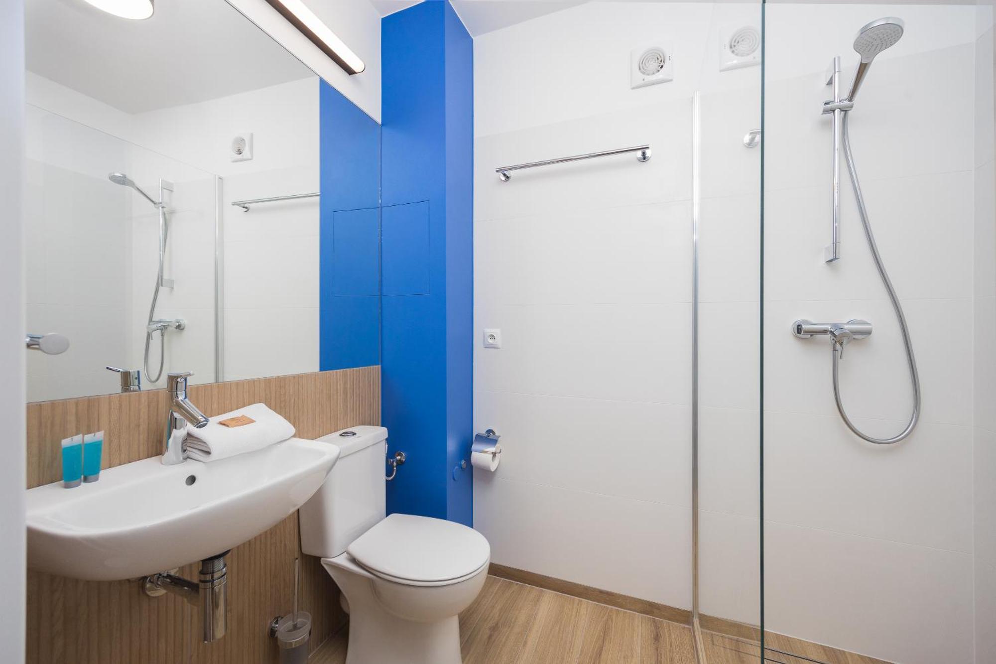 Riverside Comfort Studio Варшава Екстериор снимка